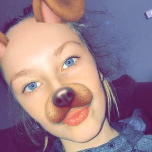 Meet your Posher, Mackenzie